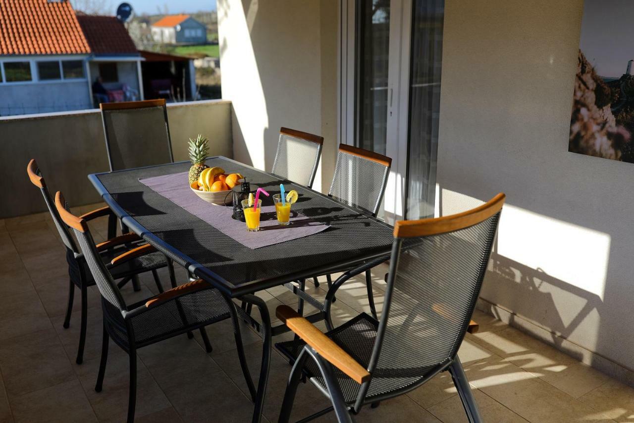 Holiday House Mia Murvica  Extérieur photo