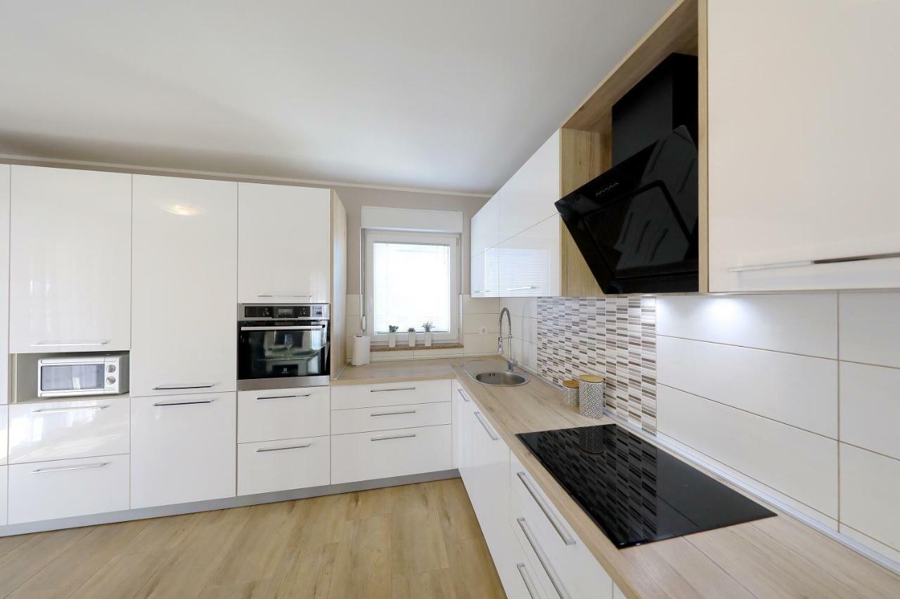 Holiday House Mia Murvica  Extérieur photo