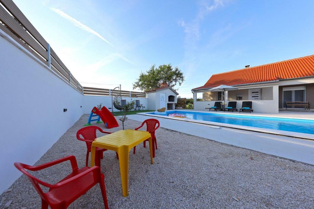 Holiday House Mia Murvica  Extérieur photo