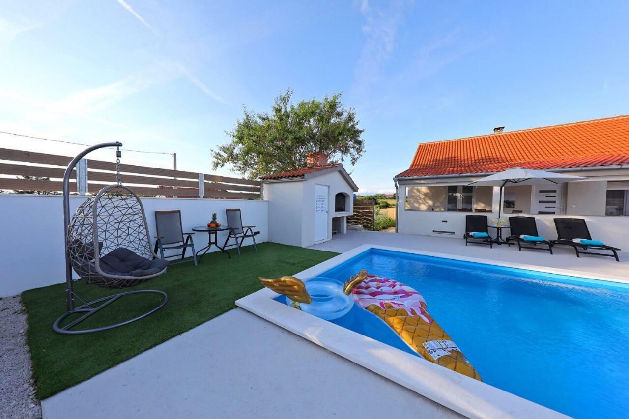 Holiday House Mia Murvica  Extérieur photo