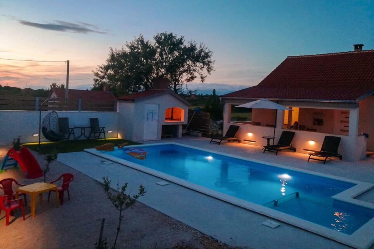 Holiday House Mia Murvica  Extérieur photo